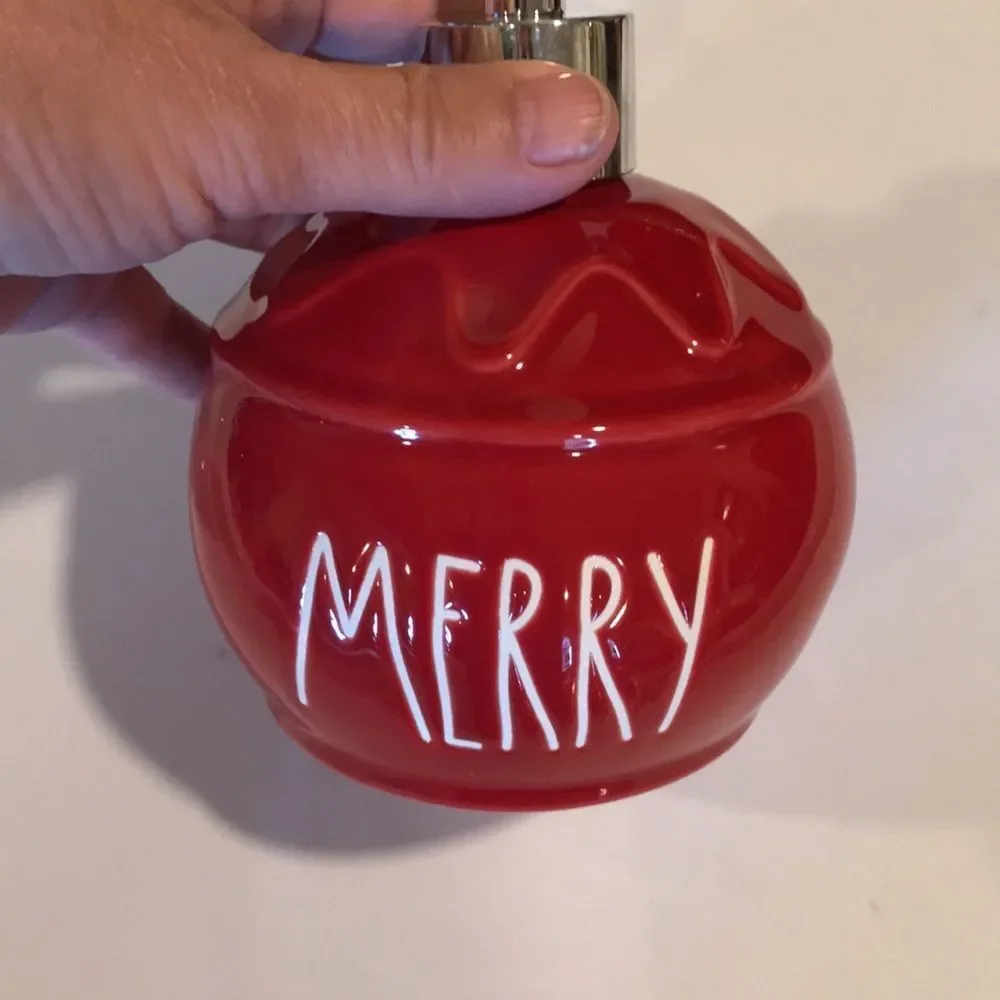 NIB Rae Dunn ornament soap dispenser